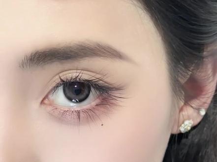 睫毛选对 颜值翻倍 清冷破碎感的狐系睫毛来啦，姐妹们真的绝美 #假睫毛 #狐系睫毛 #人人都可以是睫毛精 #眼妆 #睫毛分享视频封面