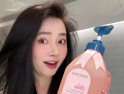 贝德美你真的配享太庙，蓬松顺滑就算了，香味还这么好闻！#贝德美 #儿童洗发水 #持久留香 #油头必备视频封面