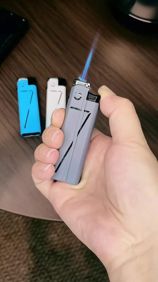 说真的，这个火机的性价比确实高啊，家里常备一些送朋友都特别有面子！#个性打火机 #防风打火机 #男人必备 #在抖音入手的好东西视频封面