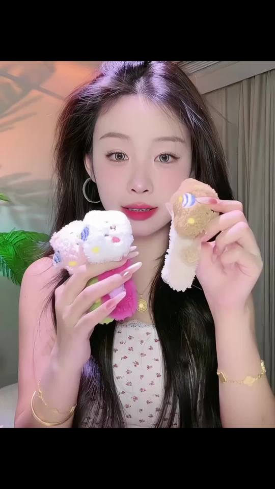 毛绒布丁熊抓夹女侧边刘海碎发发夹后脑勺盘发大号鸭嘴夹发卡头饰视频封面