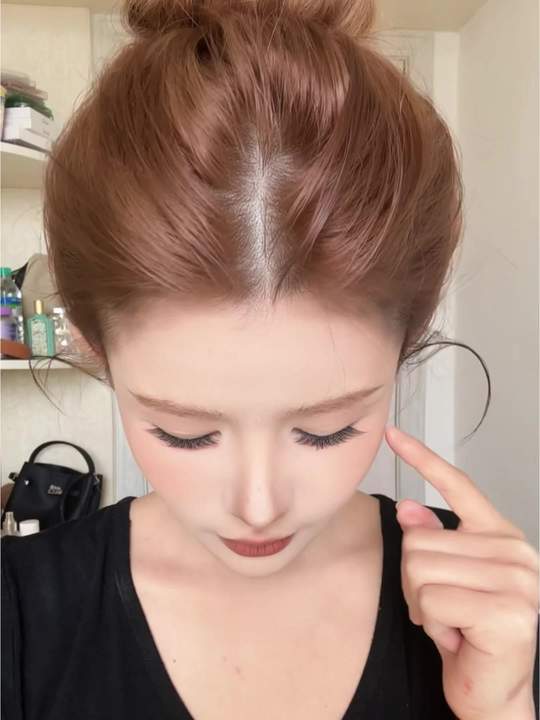 又挖到一款妈生感氧气感空气感十足的假睫毛，三簇快速贴出扇形大眼!嫁接感十足!#假睫毛 #睫毛弯弯 #放大双眼的眼妆视频封面