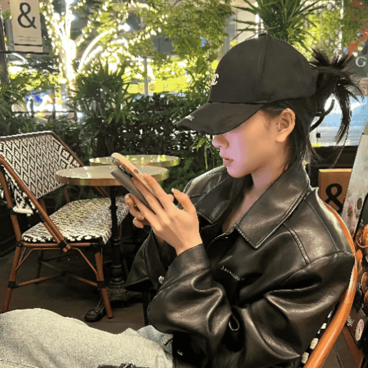 你买过她的衣服！！！直播封面