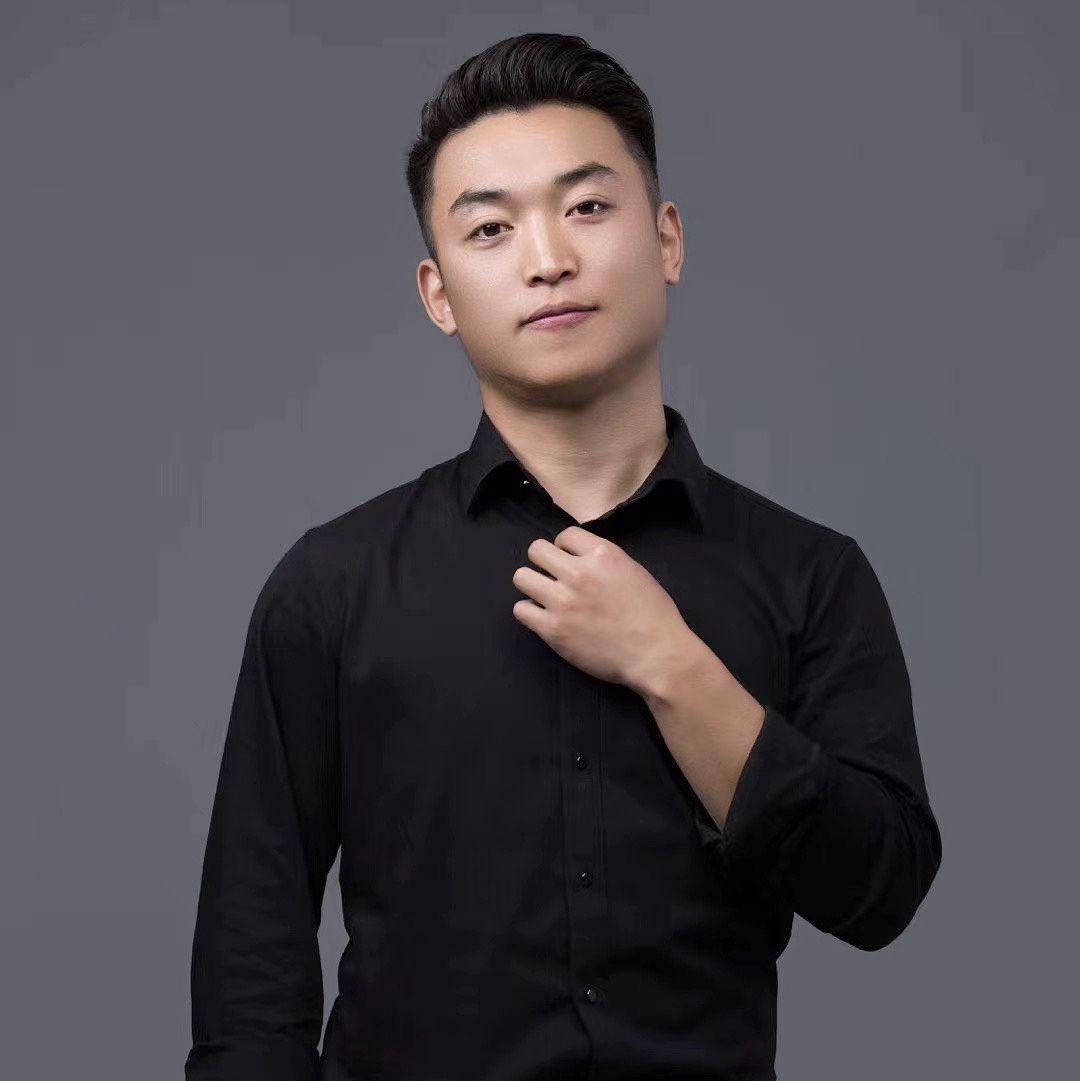 小杨总正在直播直播封面