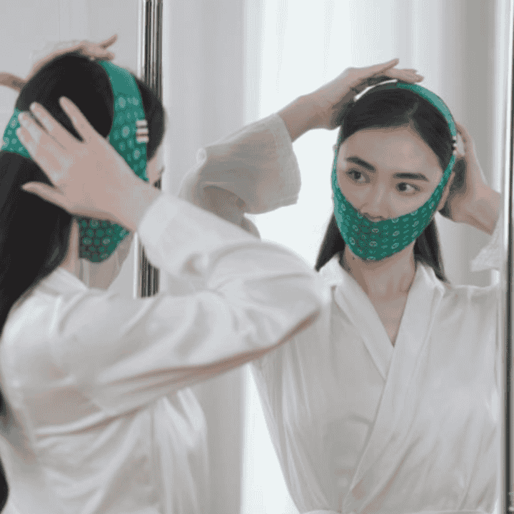 终于知道垮脸面罩为什么这么火了...直播封面