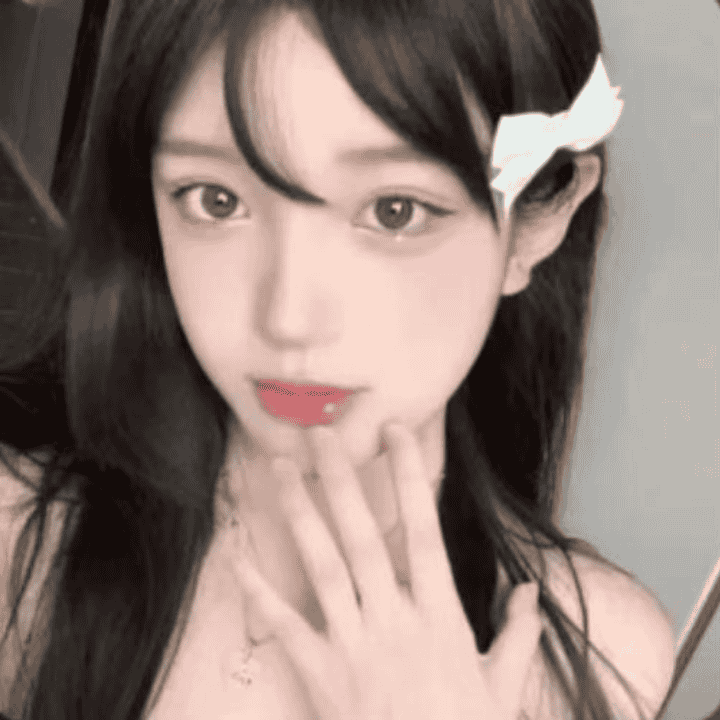 靓女开播，福利送不停！！！直播封面