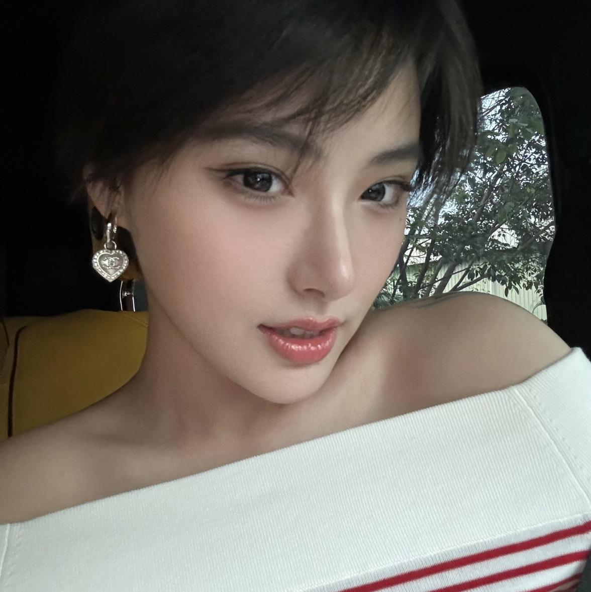 进来就出不去了！！！！！直播封面