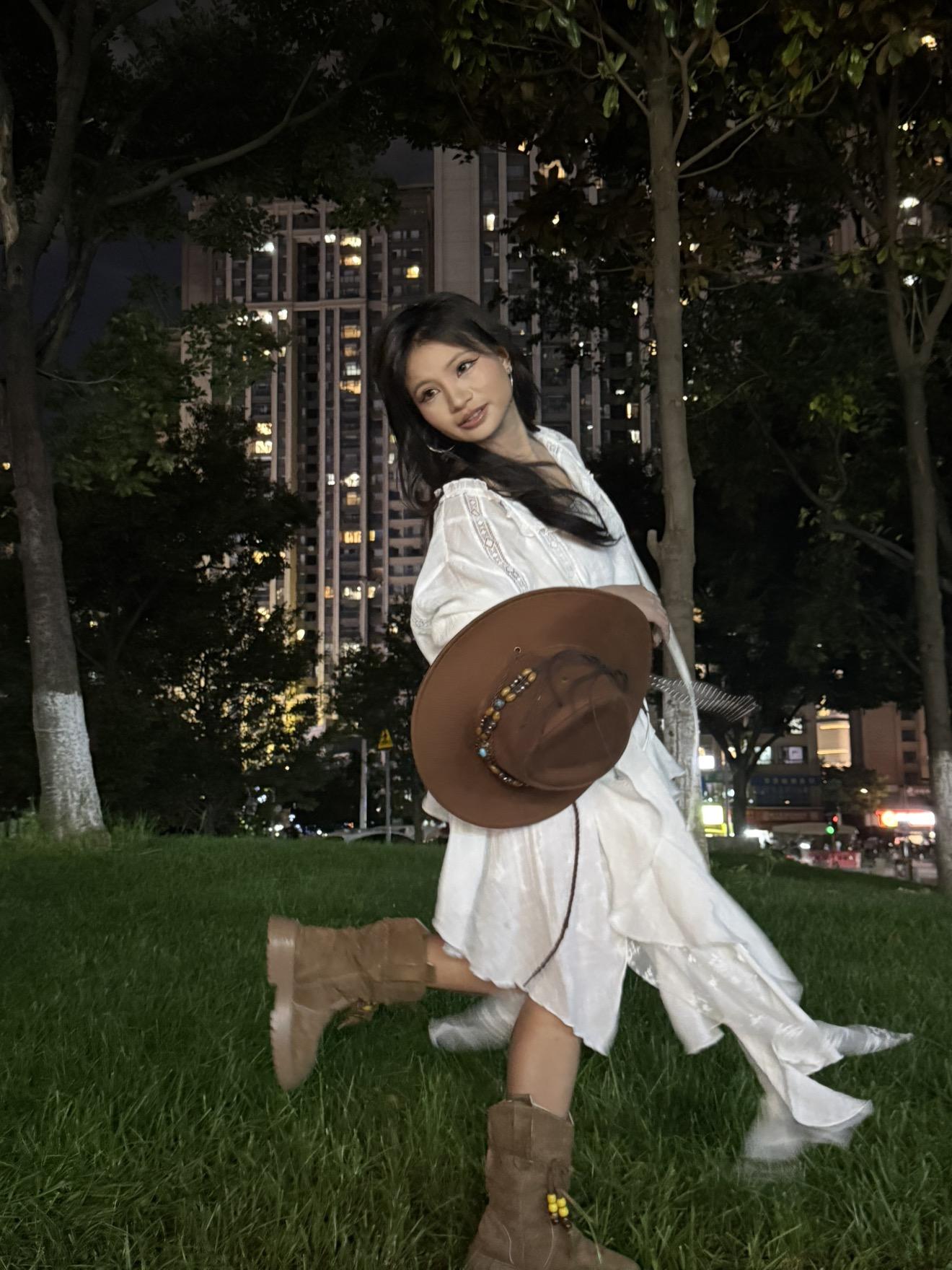 姐妹们又来吃辣片啦直播封面