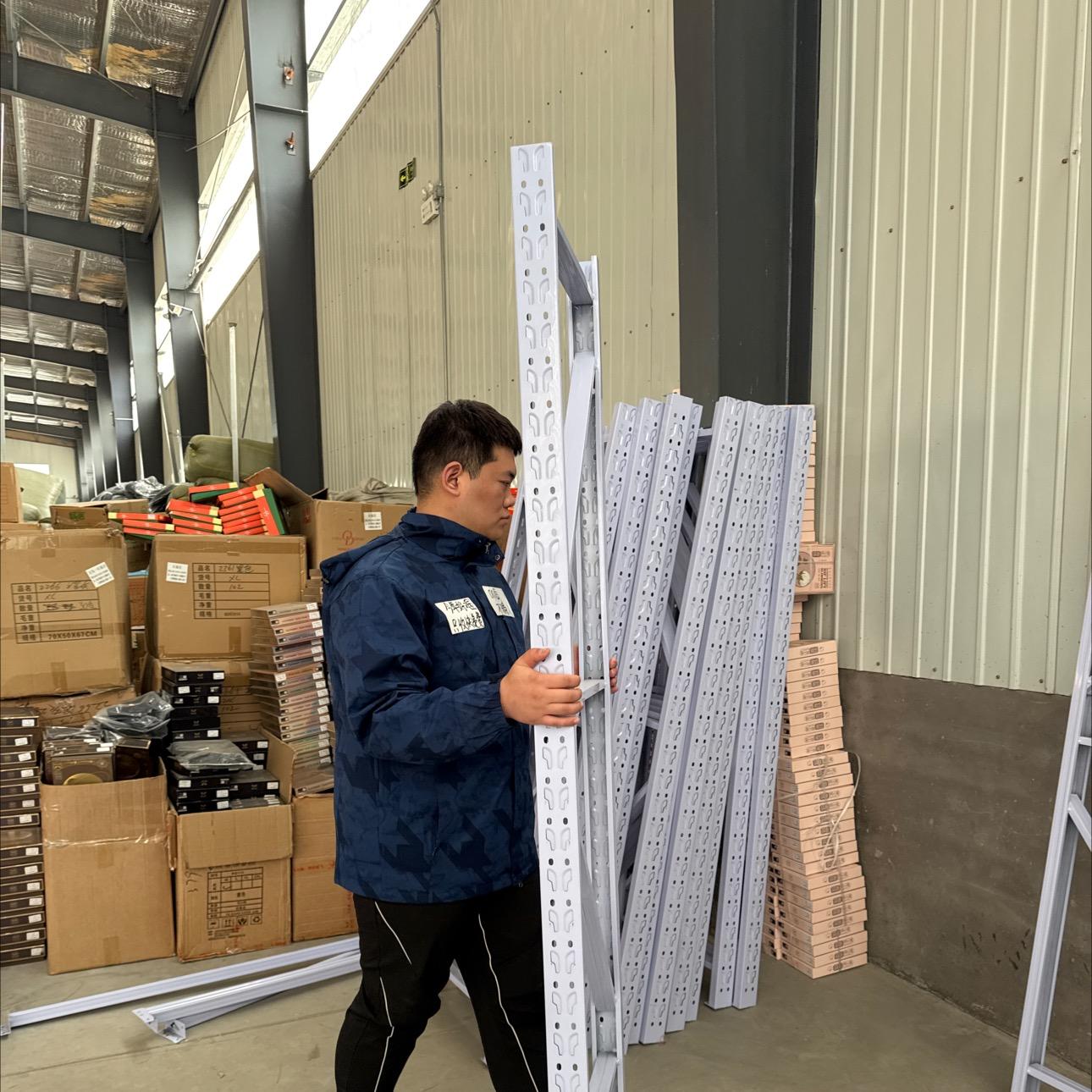 小健真的不播了吗？直播封面