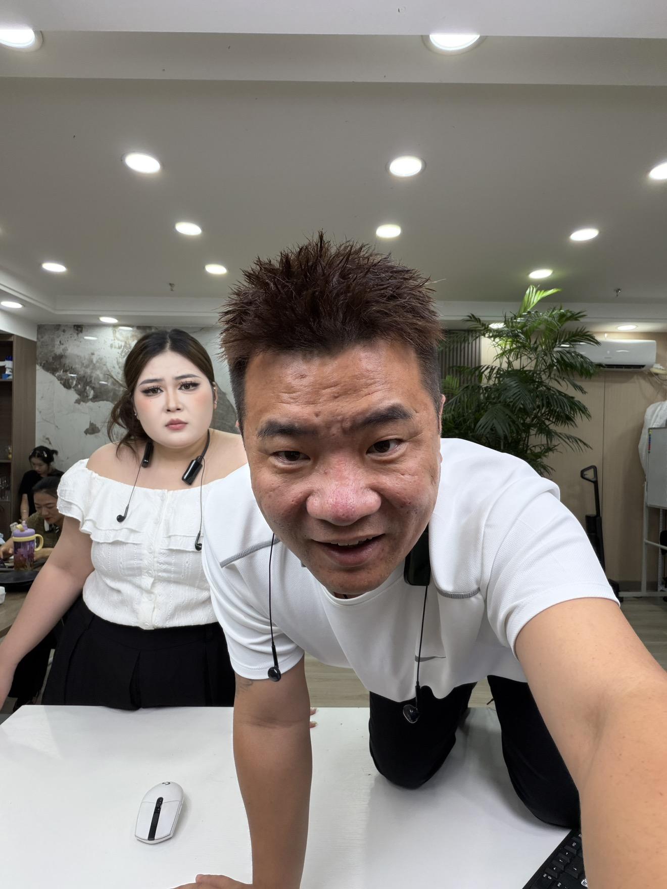 董小驴正在直播直播封面
