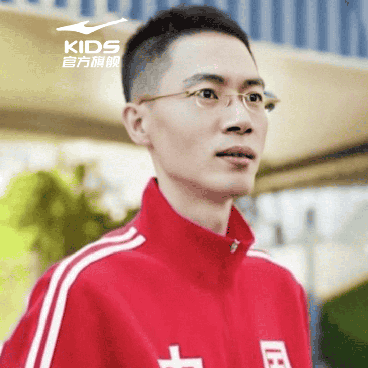 欢迎来到鸿星尔克儿童，认准官方旗舰店。直播封面