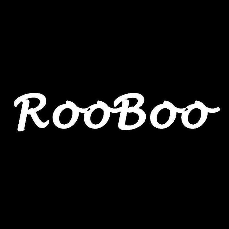 ROOBOO依初美妆专卖店小店Logo