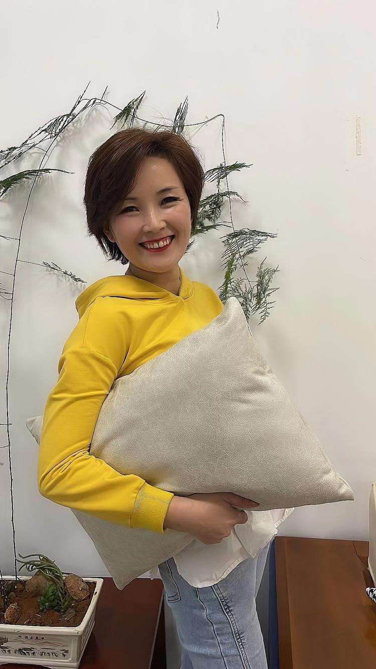 EPP女王霞姐小店Logo