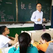 小殷校长抖音达人头像