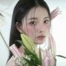 ·七七抖音达人头像