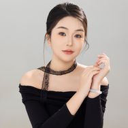 佳佳呀抖音达人头像