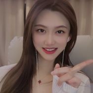 Miko大长腿🦢抖音达人头像