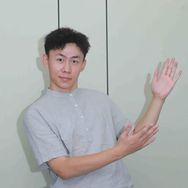柴小鱼寰球美妆抖音达人头像