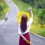 静 菲💕抖音达人头像