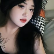小雨敲nice抖音达人头像