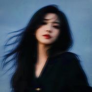 知恩呐iu😘抖音达人头像