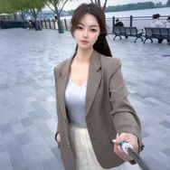 小超妹💃抖音达人头像