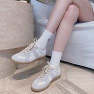 吉拉轻奢抖音号头像