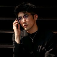 玩车的老胡抖音达人头像