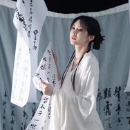 泊言🕊️抖音达人头像