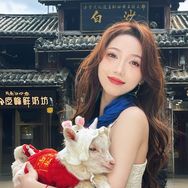 兔兔拆卡抖音达人头像