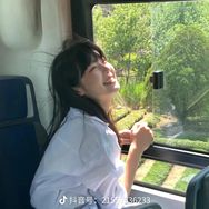 小惠子女装抖音达人头像