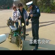 破烂电动车情侣（何）抖音达人头像