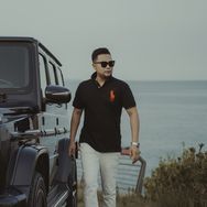 顽石【瑞岸精酿—寻无疆】抖音达人头像