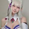 琉璃青RO沉迷runa酱抖音达人头像