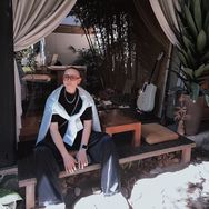 甄珠乔森珠宝抖音达人头像