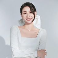 麦芽Mayya Plus抖音达人头像