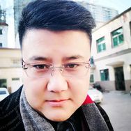教育狂人周校长抖音达人头像