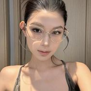 Atou奢品精选抖音号头像