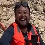 地板的户外生活抖音达人头像