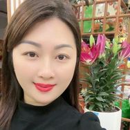 潮剧小月雨（肖雪瑶甄选）抖音达人头像