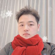 奥龙（记录生活）抖音达人头像