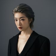 鳗鱼大姐讲服装抖音达人头像