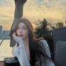 小溜溜袁抖音达人头像