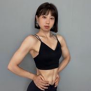 十八姨40岁薄肌塑形抖音达人头像