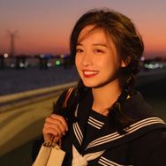 Lily Peng抖音达人头像
