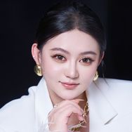 韦嘉老师抖音达人头像