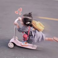 糖小甜抖音达人头像