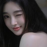 付思乔⁰⁴¹⁷💦抖音达人头像
