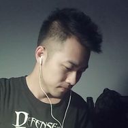 左手戴手套抖音达人头像