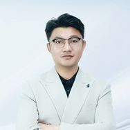 王老师-韩国Dyesoo联合创始人抖音达人头像