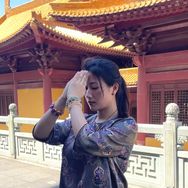 慕城珠宝岚萃抖音达人头像
